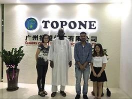 Bienvenidos clientes de Sudán visitan la empresa Topone ---TOPONE NEWS