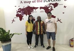 Bienvenidos clientes de Angola que visiten la empresa Topone.