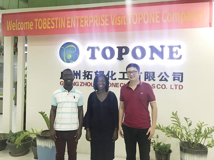 Cliente de bienvenida a Tobestin Enterprise de Ghana para visitar Topone Company